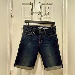 Denizen from Levi's Blue Jean Bermuda Shorts- Womens Size 4!!!